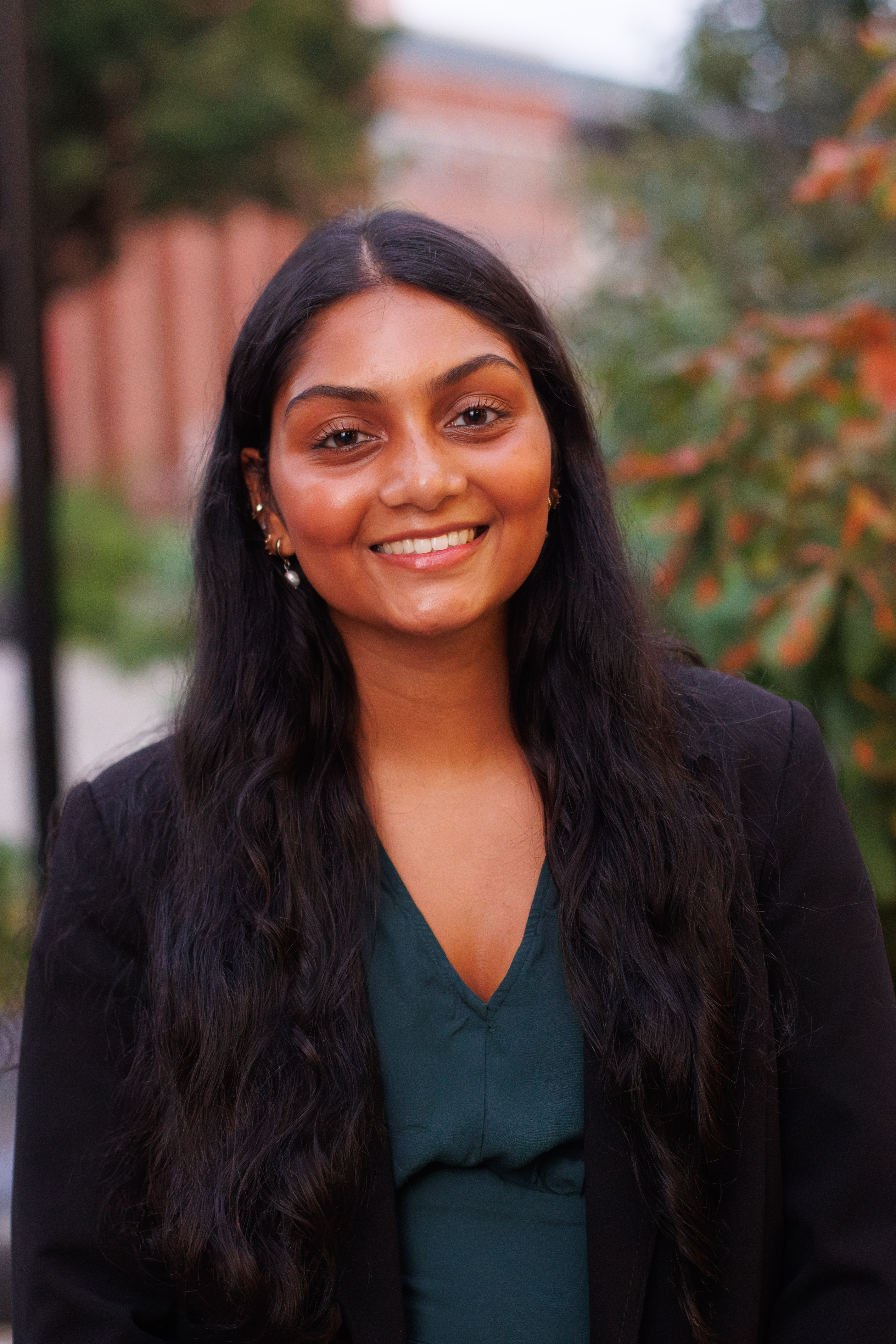 Shalini Yerubandi Headshot